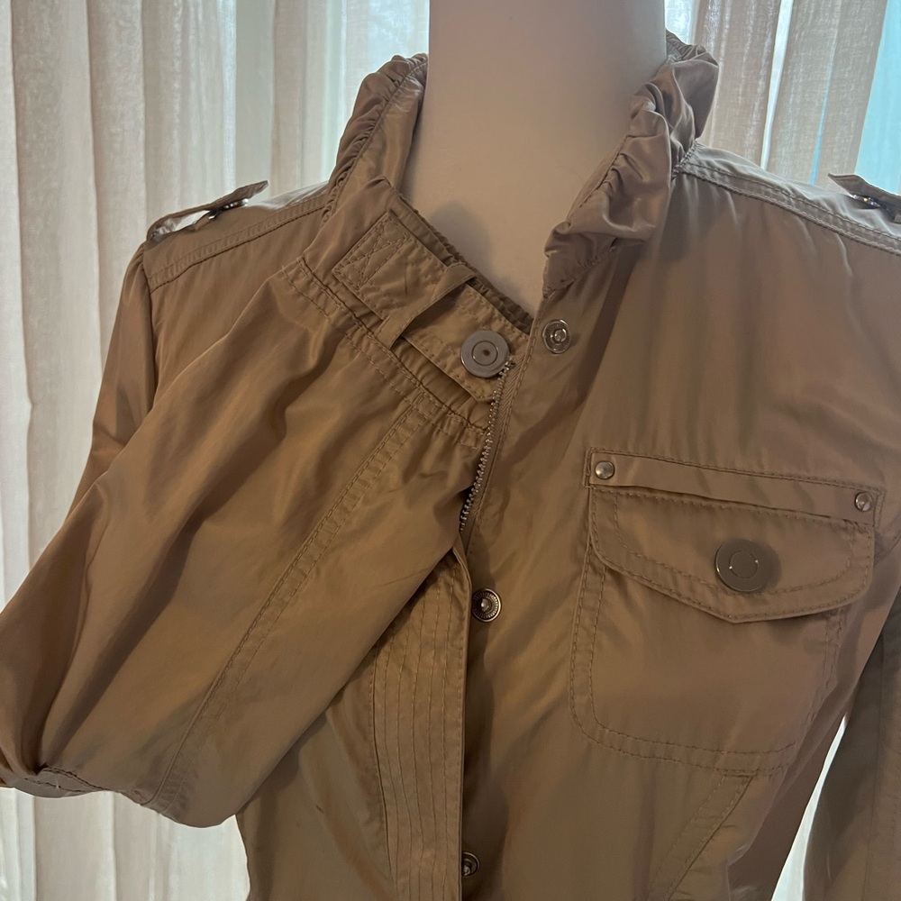White House Black Market Utility Jacket in Tan - Picture 6 of 7